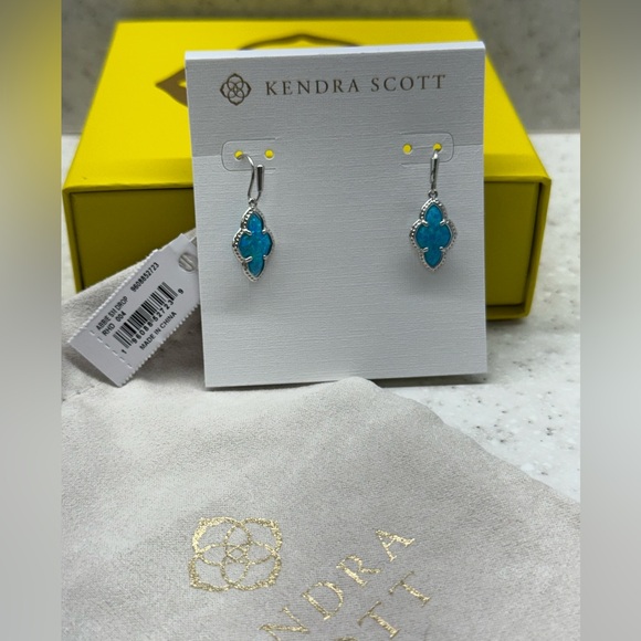 Kendra Scott Abbie Small Drop Earrings 💛 NEW 💛 - Picture 3 of 4